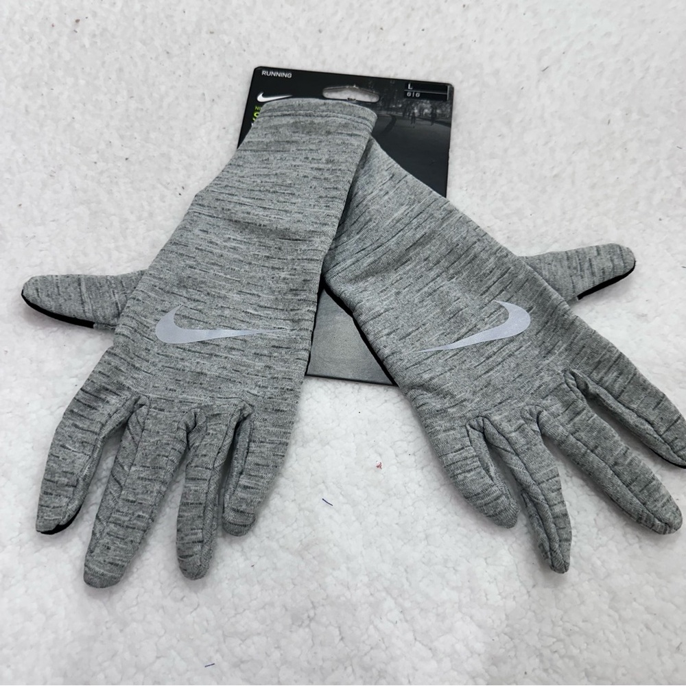 Women’s Nike Sphere Running Gloves
